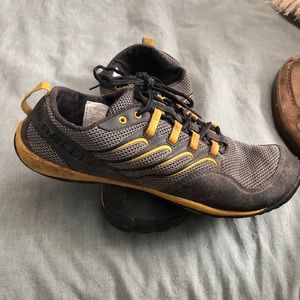 Merrell trail glove size 11